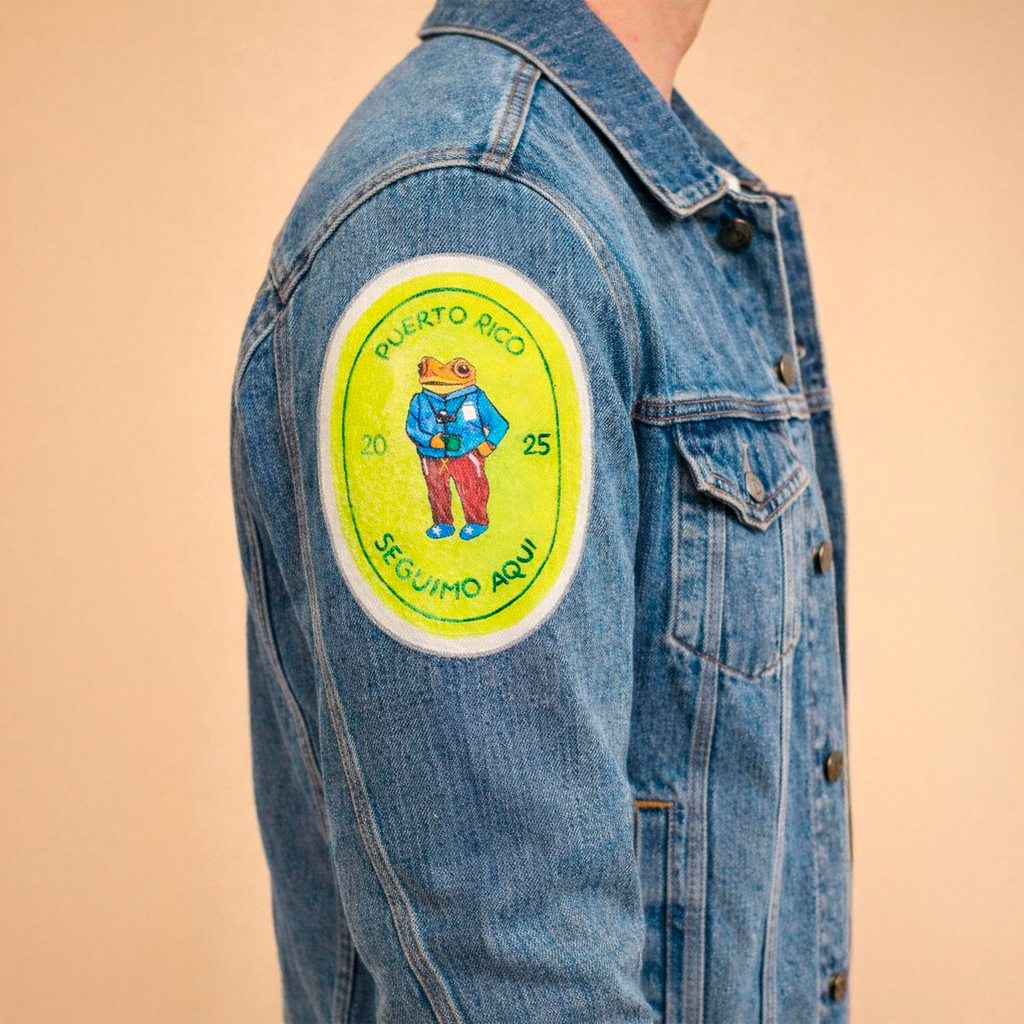 Chaqueta vaquera pintada a mano La Leyenda del Choliseo - Custom Denim Jacket